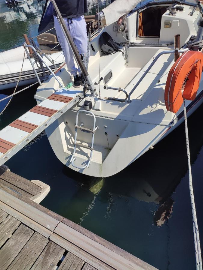 Bateau A Quai St Raphael, 4 Couchages , Voilier Etap 28I Hotel Saint-Raphaël Екстериор снимка